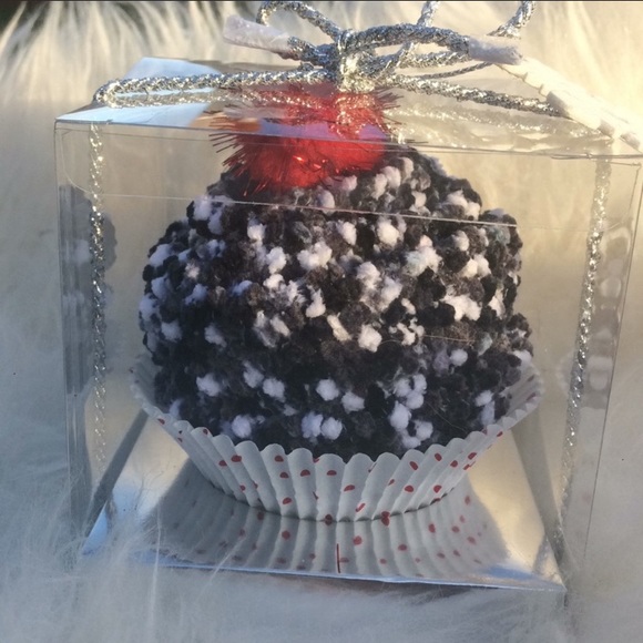 Adorable Marble Cake Socks! - Picture 5 of 8